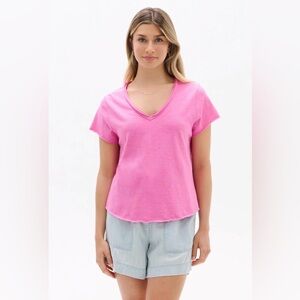 Hatley Sadie V-Neck Tee - Super Pink